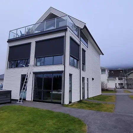 Unique 3-storey House In Luxury Living In The Heart Of The Village Holiday home