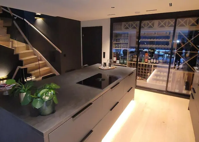 Unique 3-storey House In Luxury Living In The Heart Of The Village Сasa de vacaciones Trysil